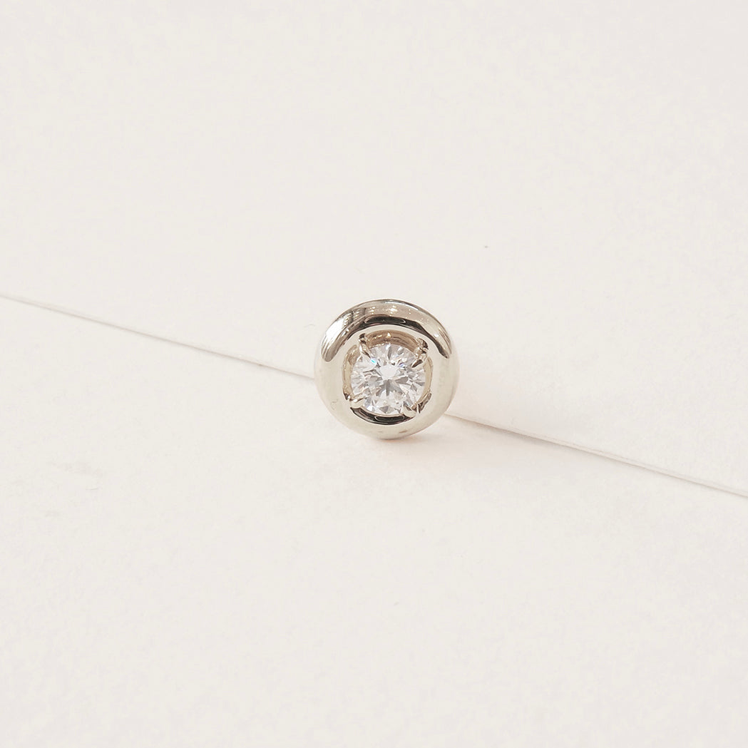 Bold Round Ear Piercing - Gold & Diamond