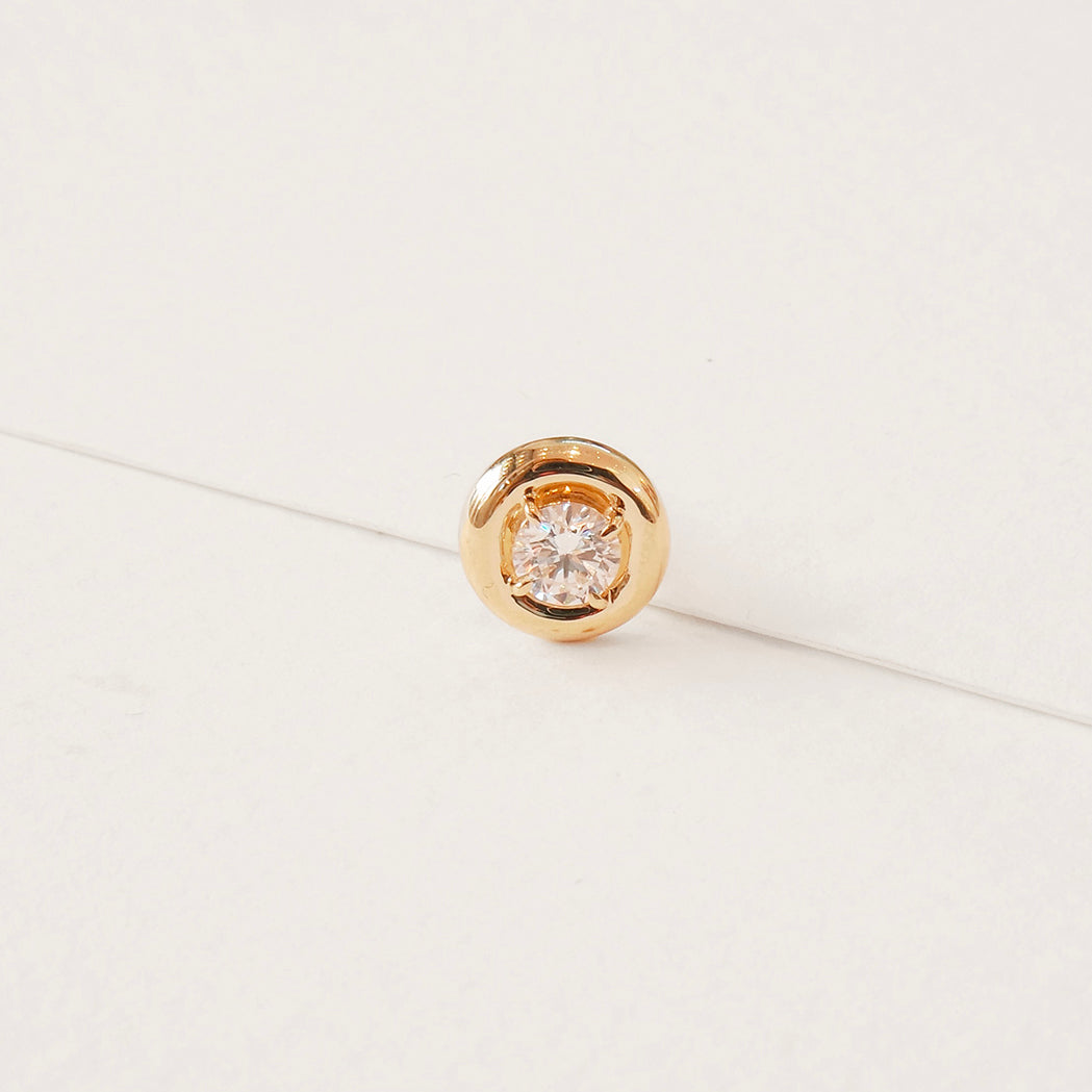 Bold Round Ear Piercing - Gold & Diamond
