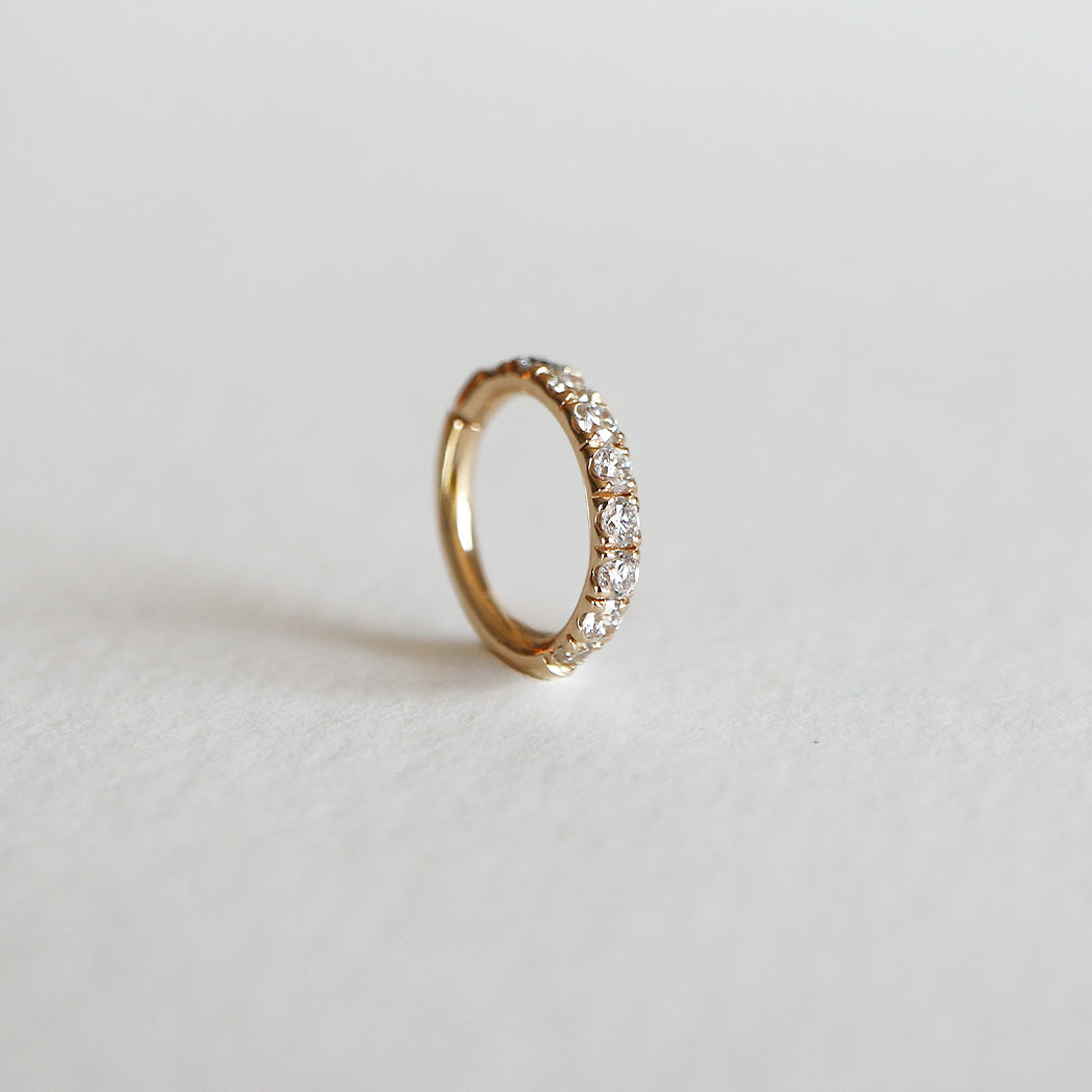 Oval Piercing Clicker Gold & Diamonds