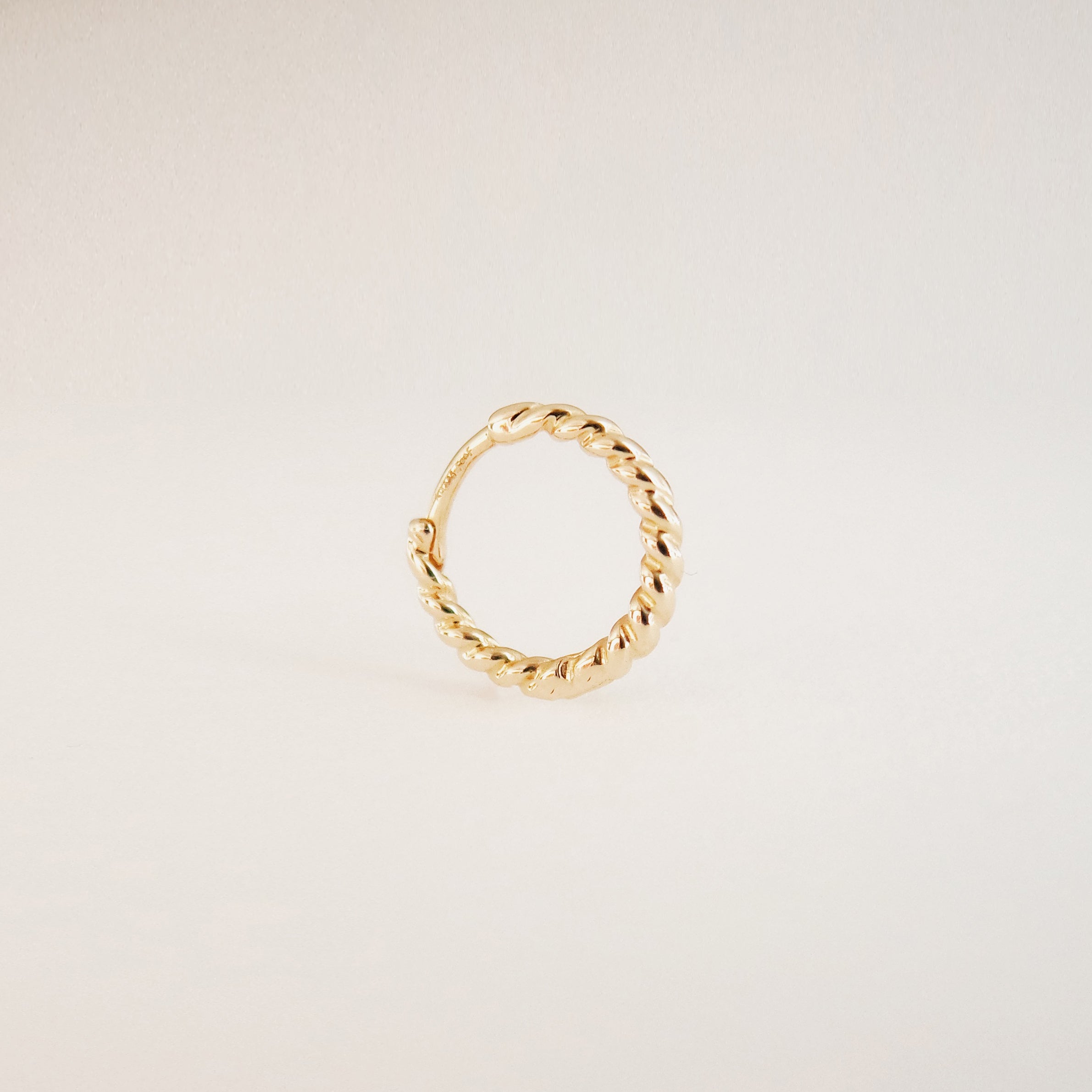 Boucle d'Oreille Créole Twist en Or - A l'unité