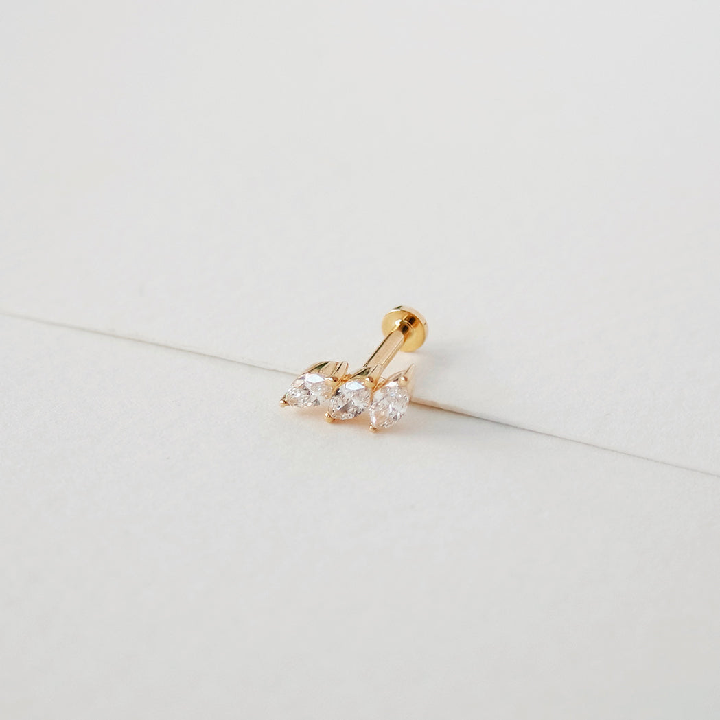 Halley Ear Piercing - Gold & Diamonds