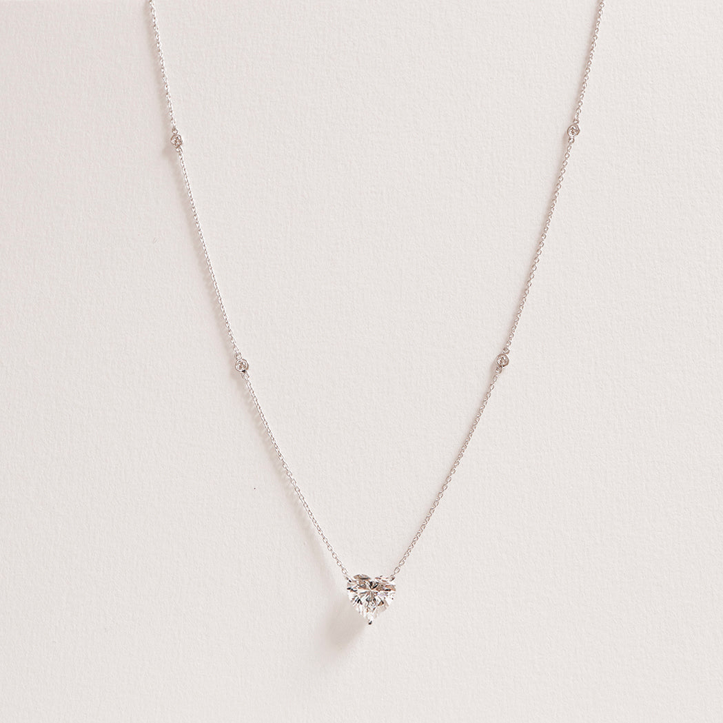 Solitaire Heart Necklace - Gold & Diamonds