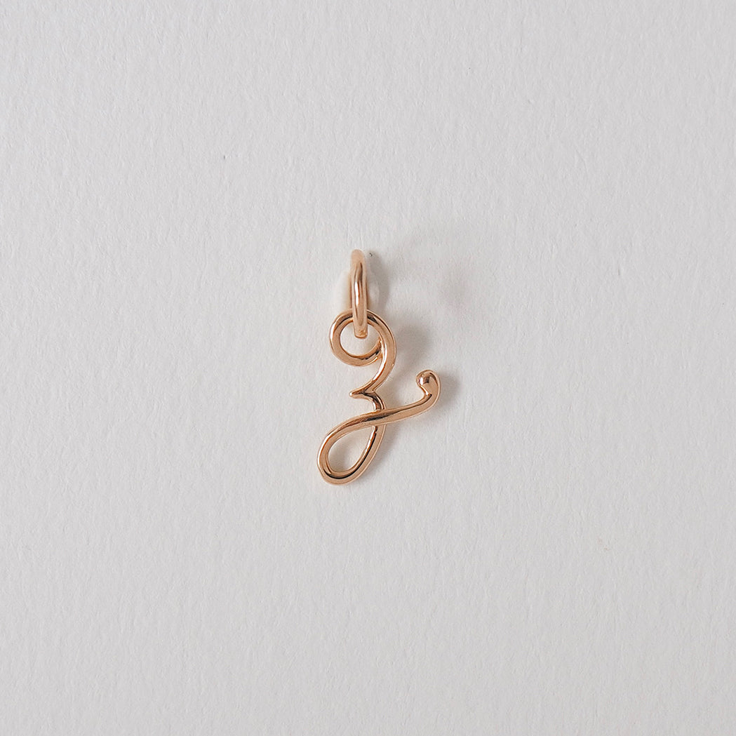 Initiale Gold Pendant