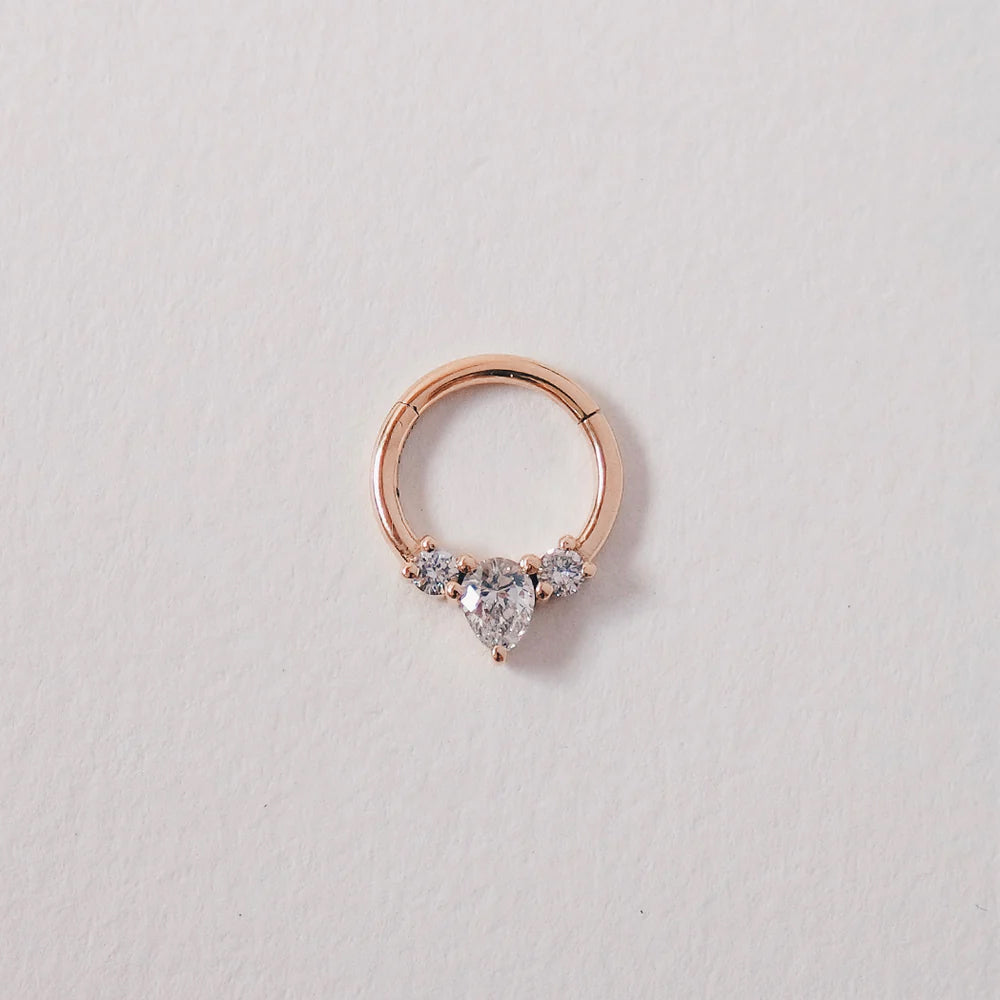 Lara Clicker Ear Piercing - Gold & Diamonds
