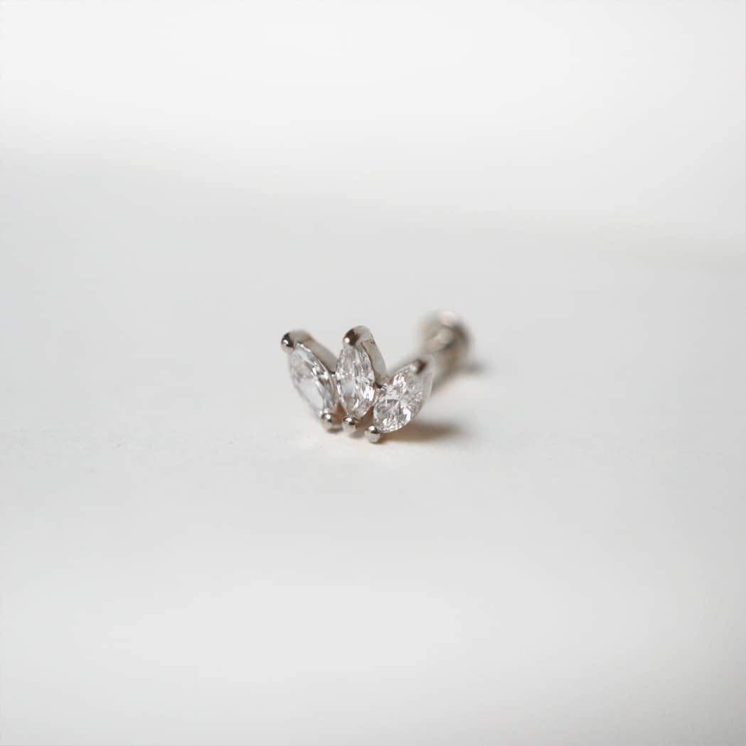 Lotus Earring - Gold & Diamonds