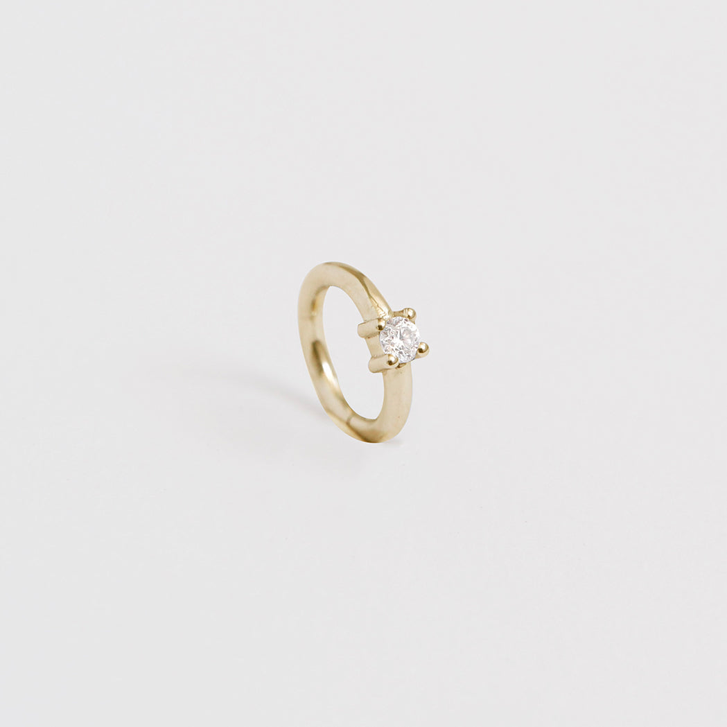Sol Piercing Ring in Gold & Diamonds - 6, 8, 10 or 12 mm