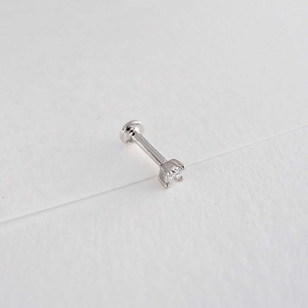 Square Ear Piercing - Gold & Diamanten