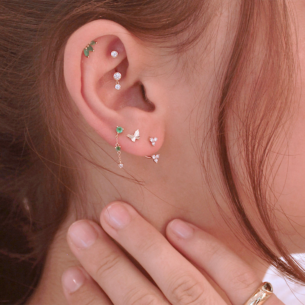 Bezel Banana Ear Piercing - Gold & Diamonds