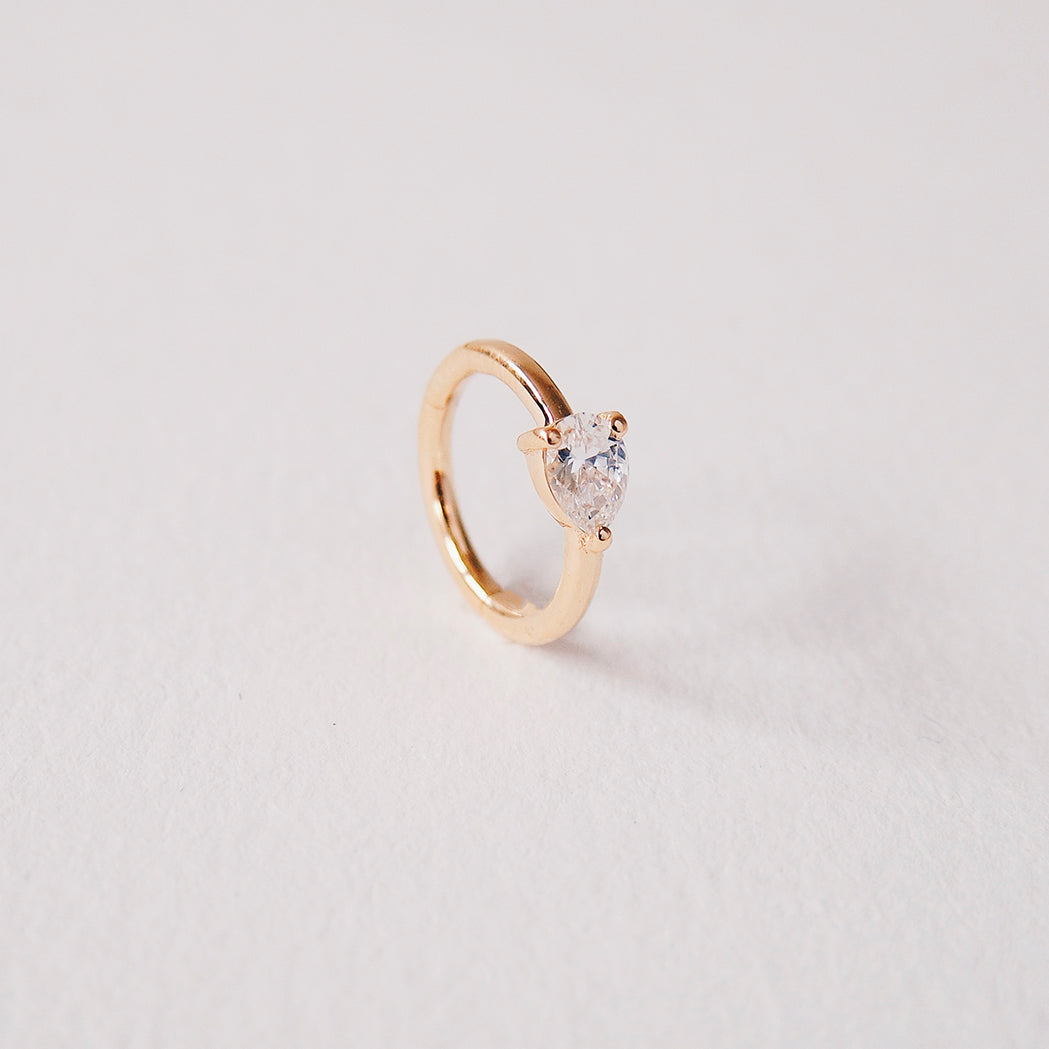 Pear Clicker Ear Piercing - Gold & Diamond