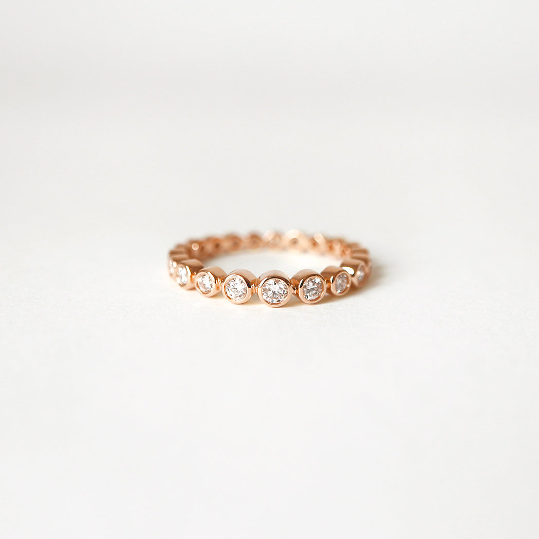 Round Ring Gold & Diamond
