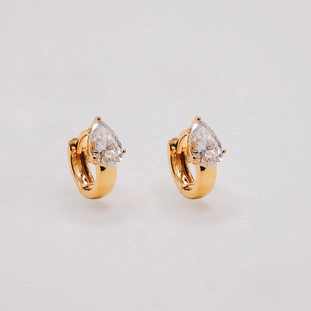 Spark Hoop Earrings - Gold & Diamonds - Pear