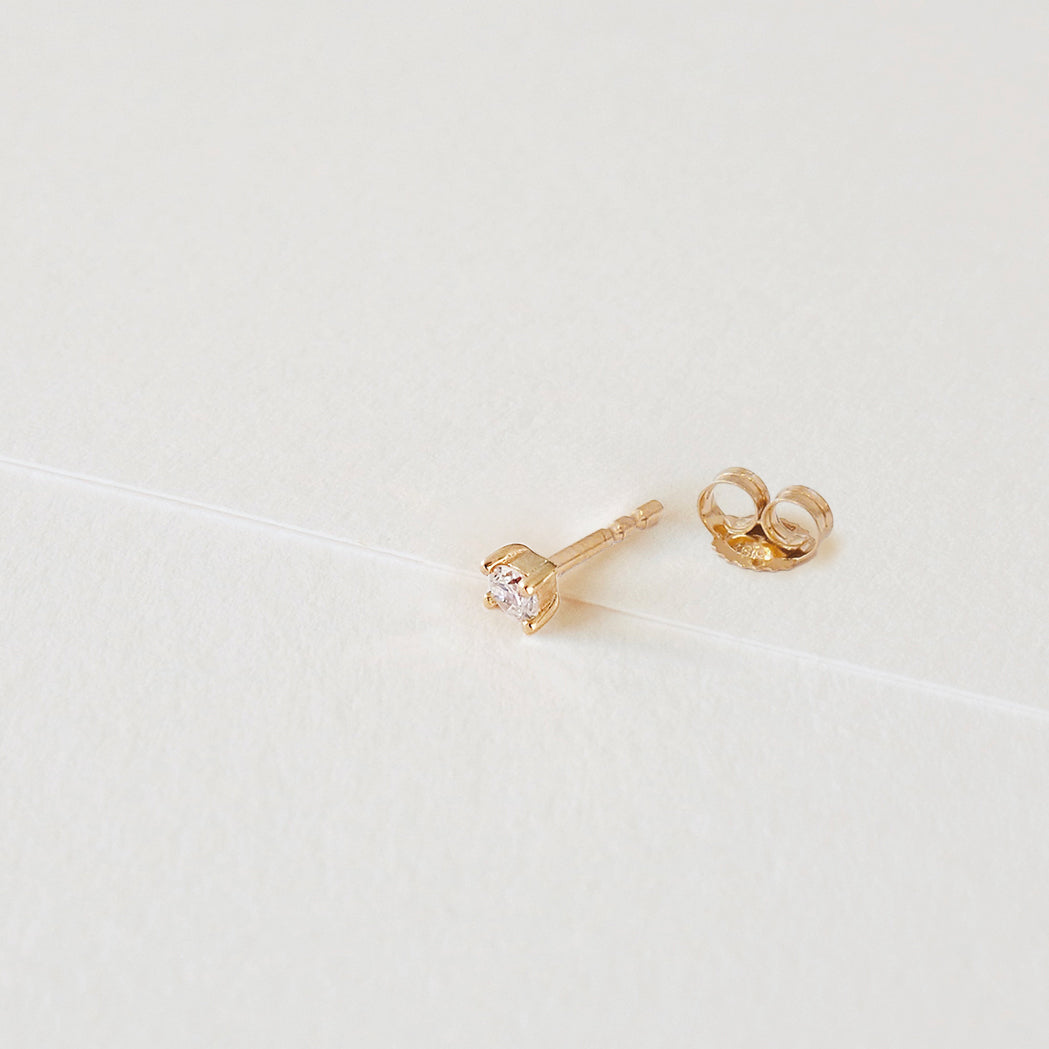 Square Stud Earrings 2 mm - Gold & Diamond