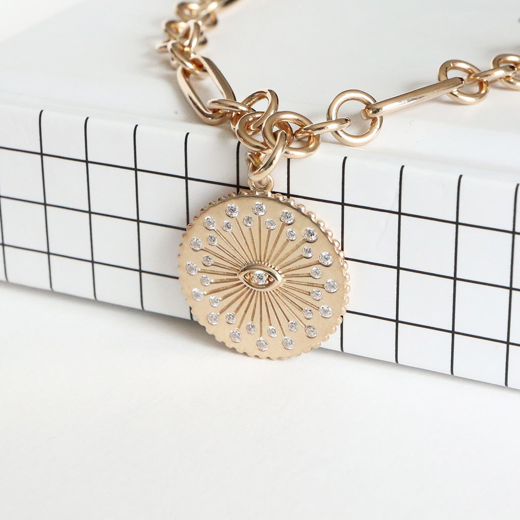 Sun Eye Medaillon