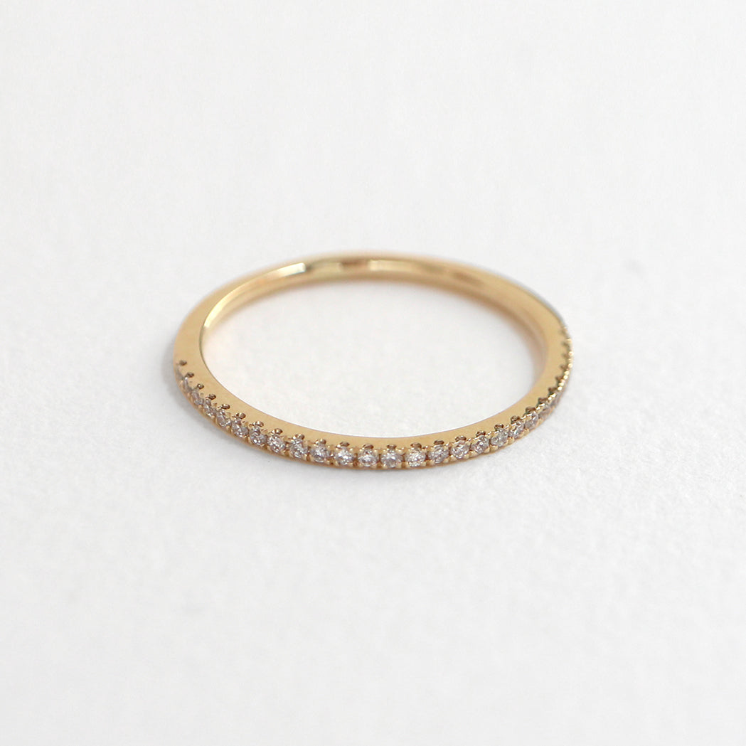Timeless - Half-set wedding band w/ Gold & Diamonds