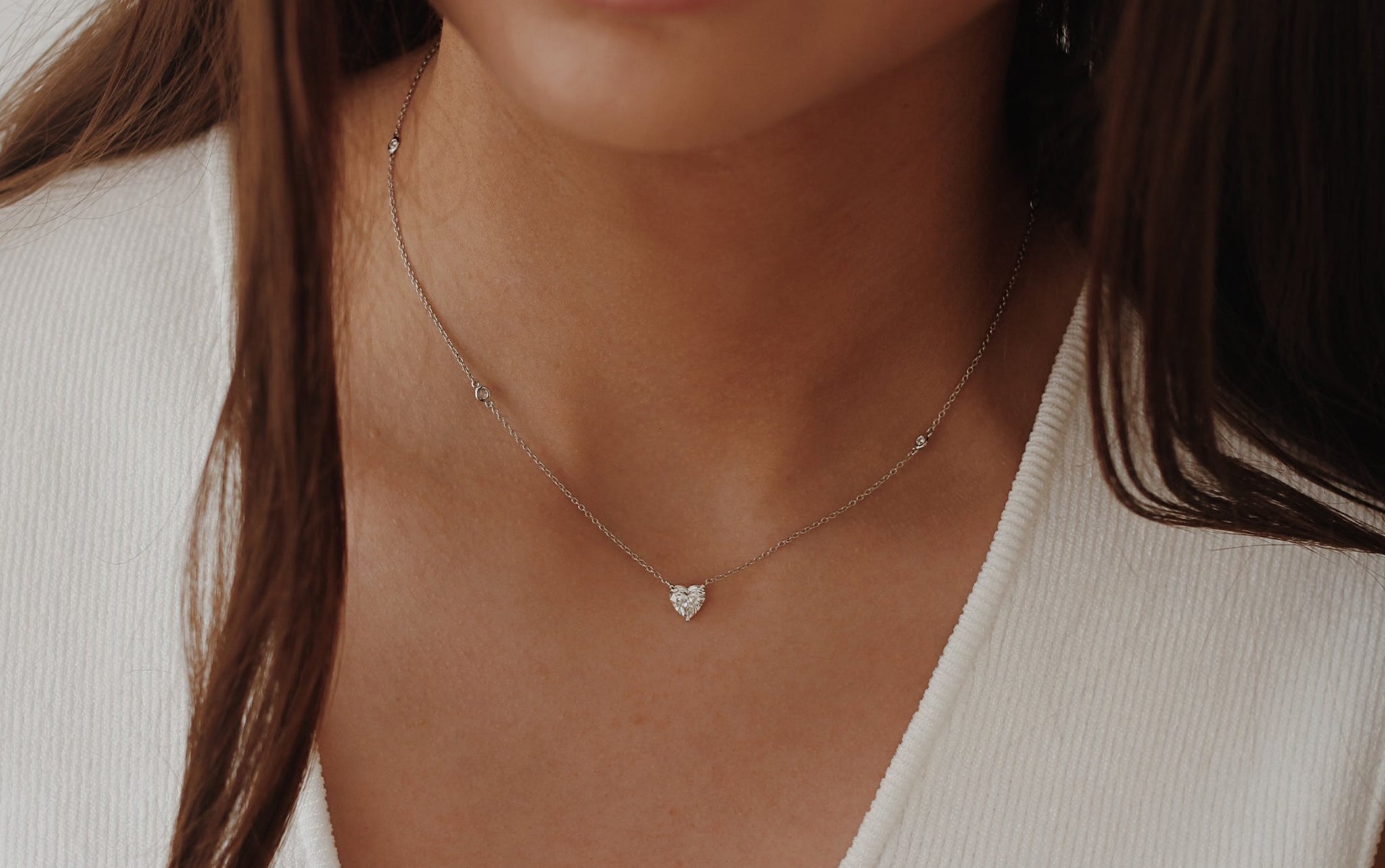 Colliers en Or Massif | Bijoux Avinas Jewelry