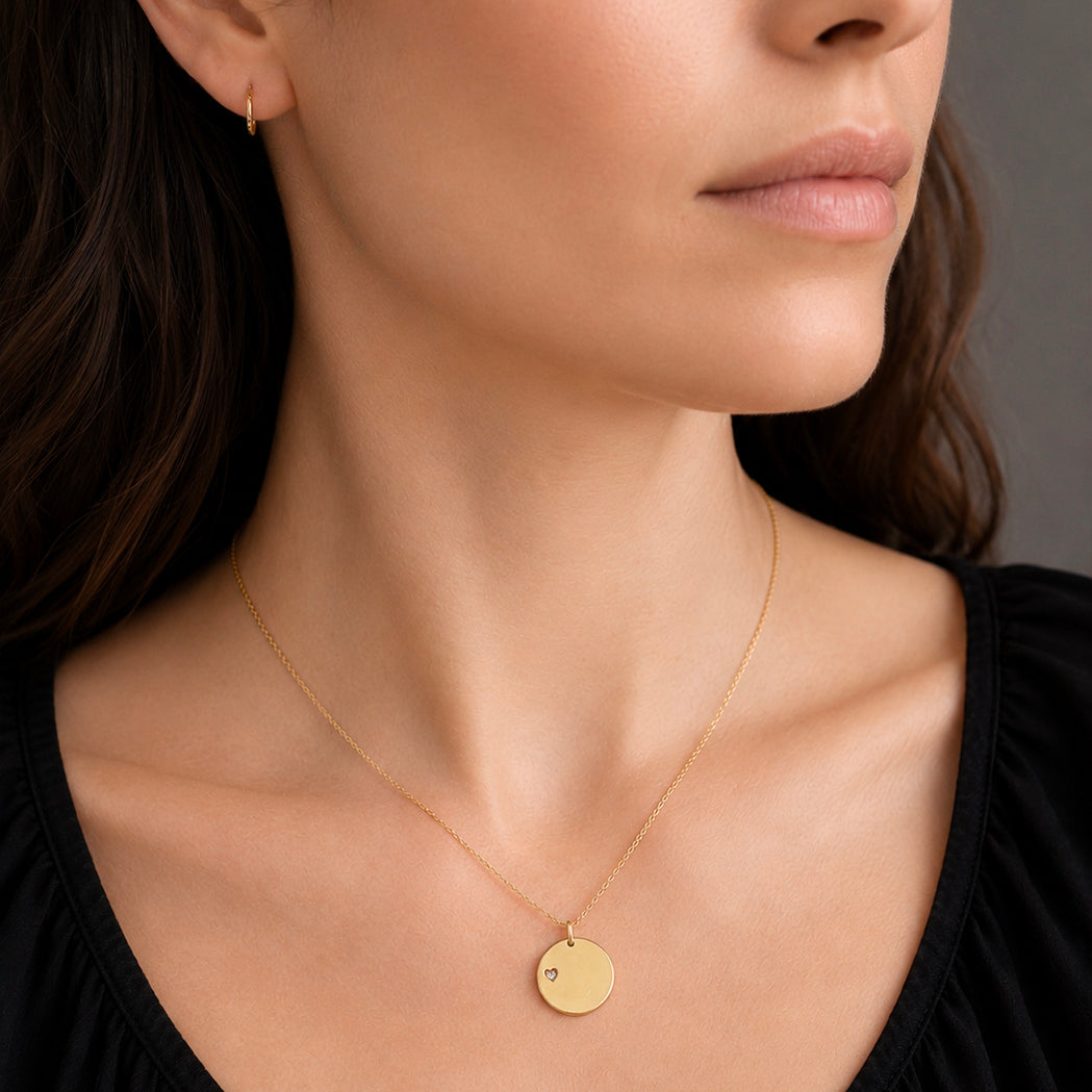 Collier Médaille en Or Coeur à Graver avec diamant