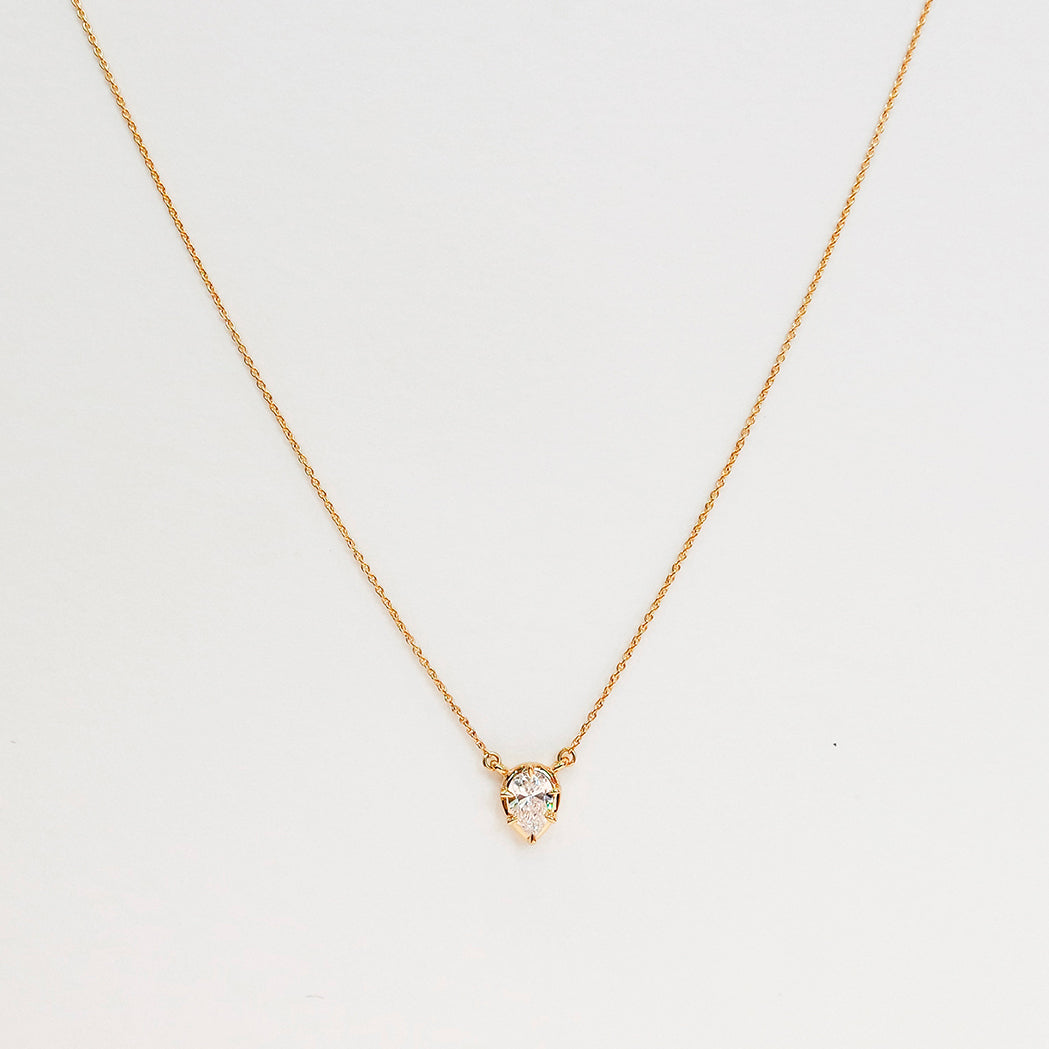Icon Necklace - Pear - Gold & Diamond