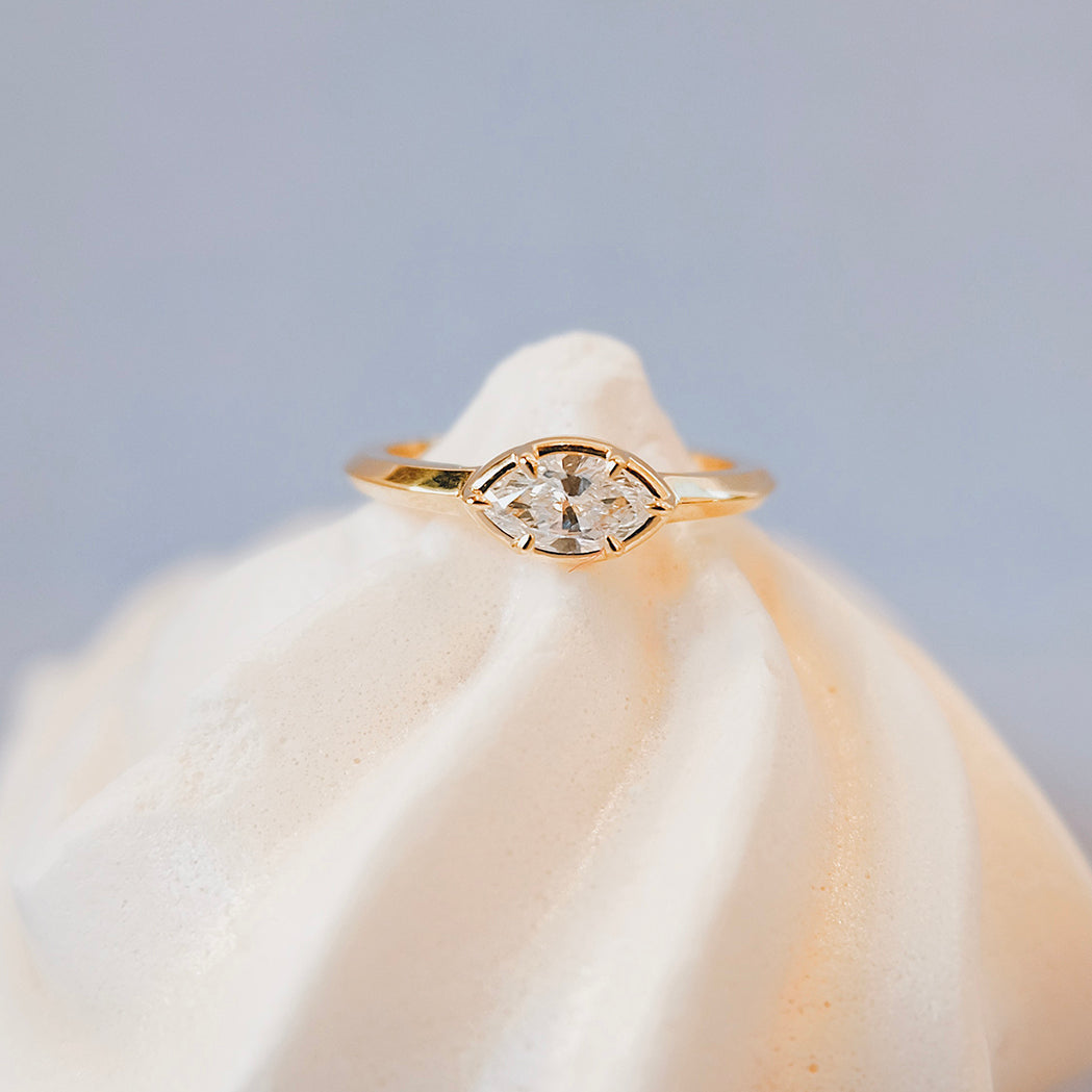 Icon Ring - Marquise - Gold & Diamond