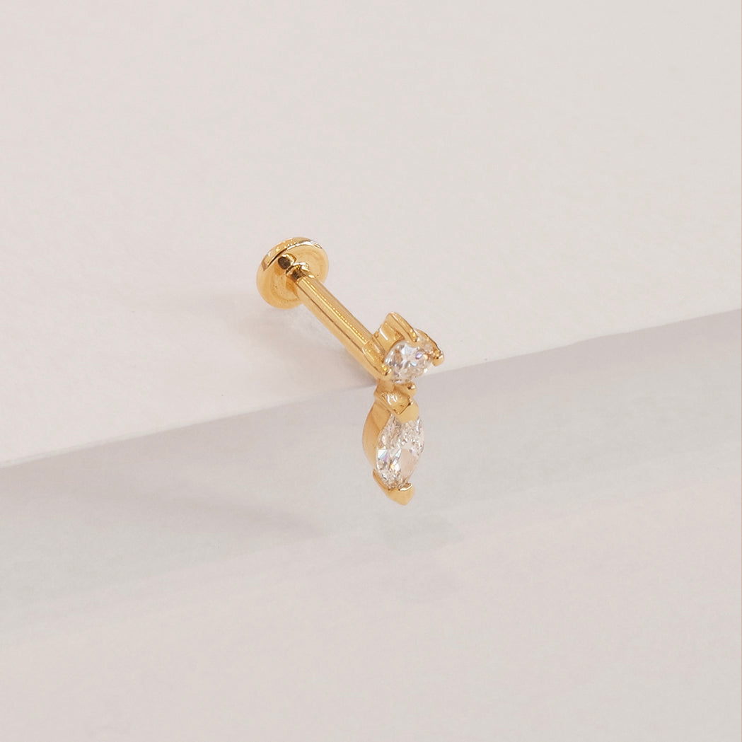 Arrow Ear Piercing - Gold & Diamanten