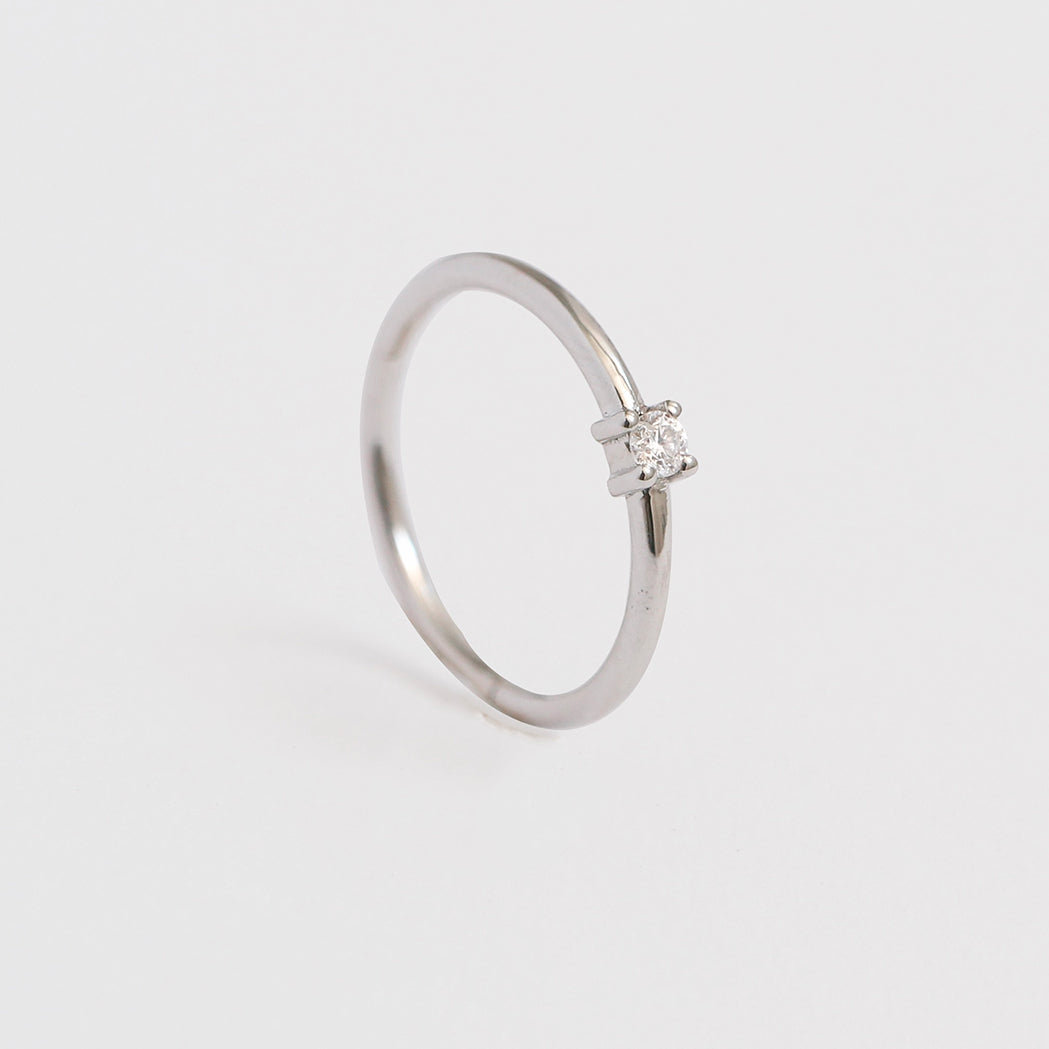 Sol Piercing Ring in Gold & Diamonds - 6, 8, 10 or 12 mm