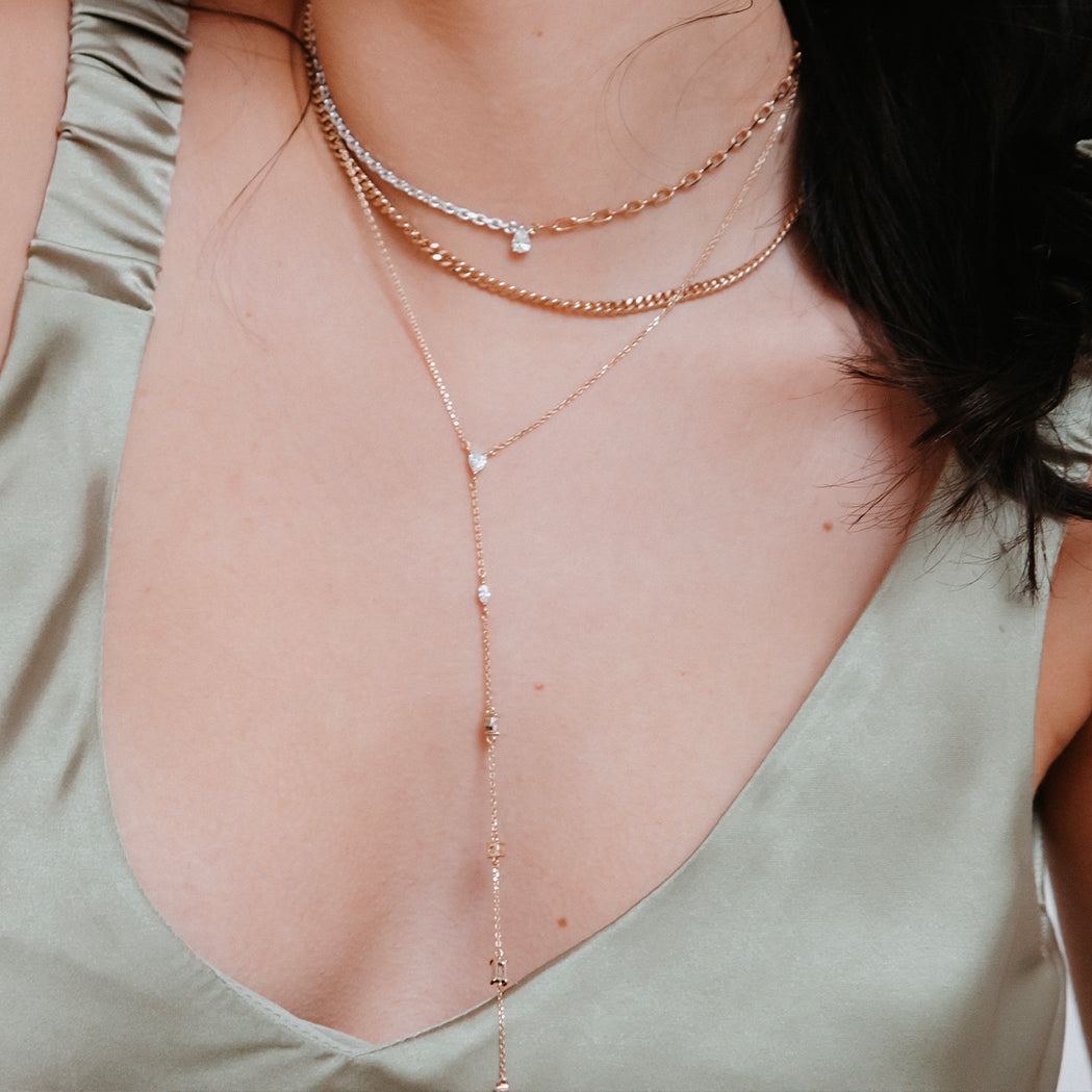 Riviera_Lariat_Necklace_YG_Worn